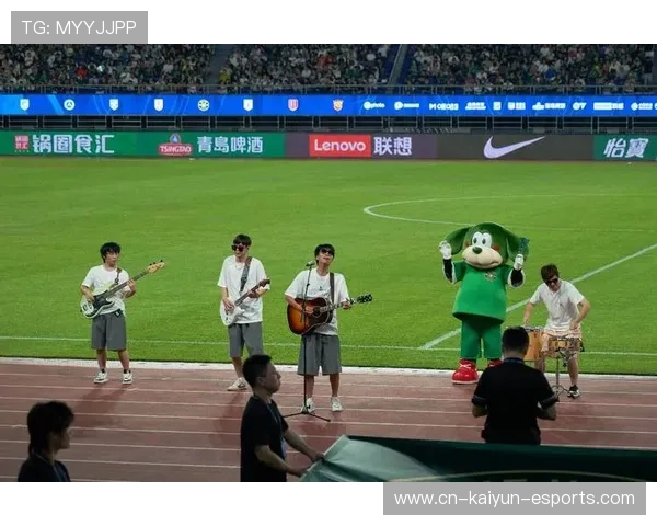 足球百大球星球迷的心声与情感共鸣：探索世界顶级球员背后的粉丝故事